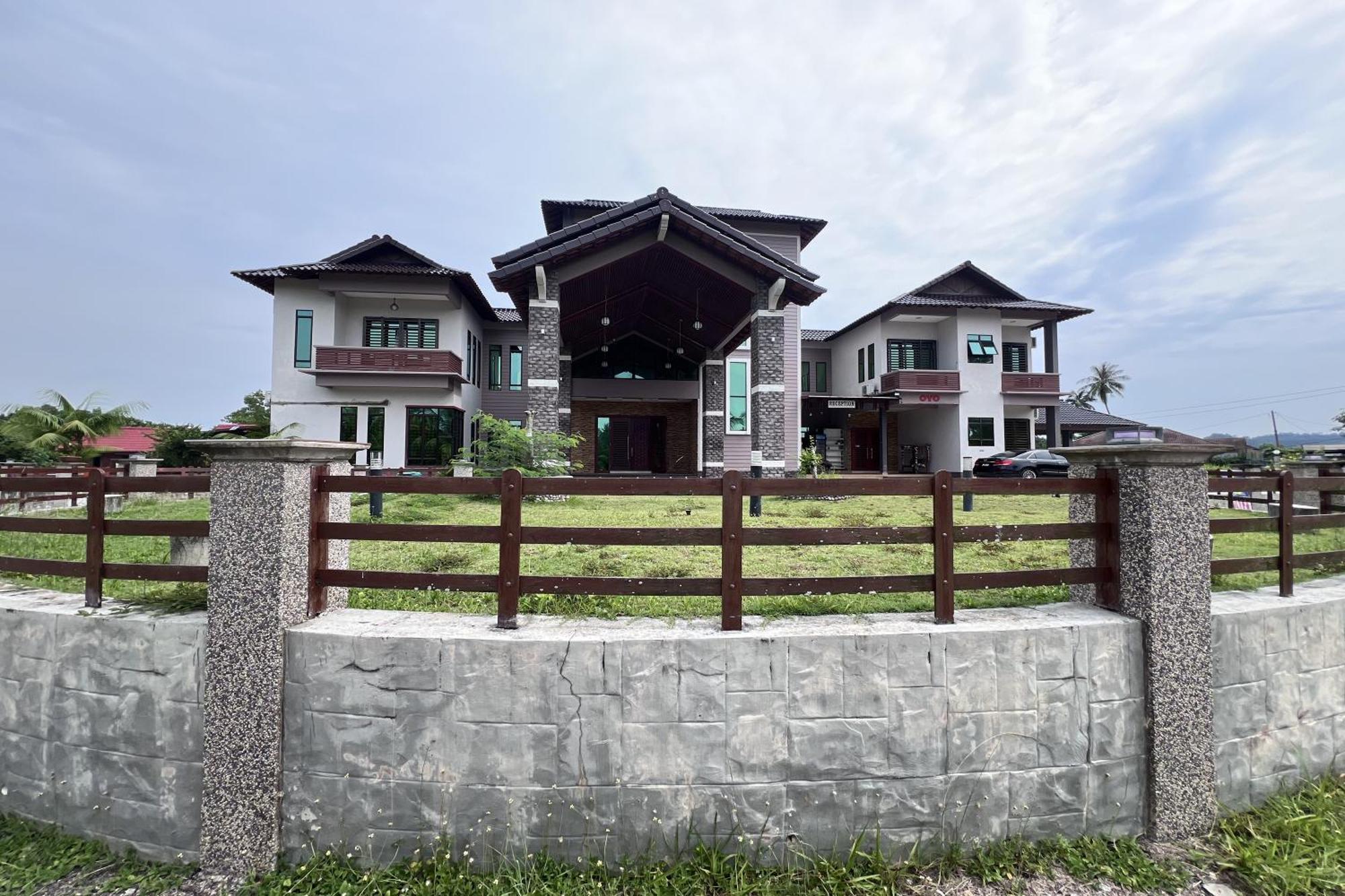 Nurbayu Chalet, Kemaman Kuantan Exterior foto